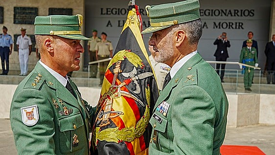 El general Moreno Arenas asume el mando de la Brigada de La Legión