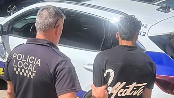 Detenido un hombre por «tocamientos» a una mujer en El Ejido