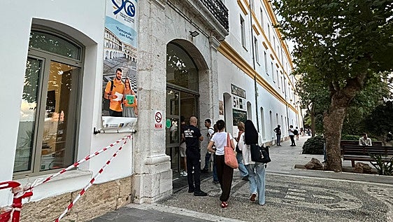 Ceuta arranca el curso en la UGR: «No he pasado un buen verano, pero ahora que vuelvo a la rutina, tengo esperanza»