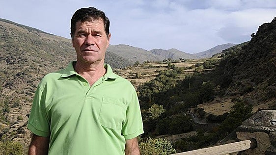 Un alpujarreño realizará una caminata nocturna desde Motril al Mulhacén para apoyar la investigación contra el cáncer