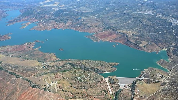 Medidas en un embalse de Jaén contra el mejillón cebra