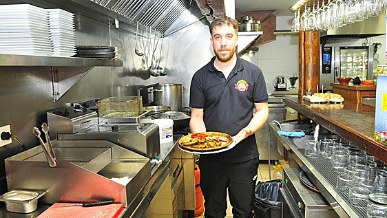 El célebre restaurante de un pueblo de Granada que toma impulso con la segunda generación