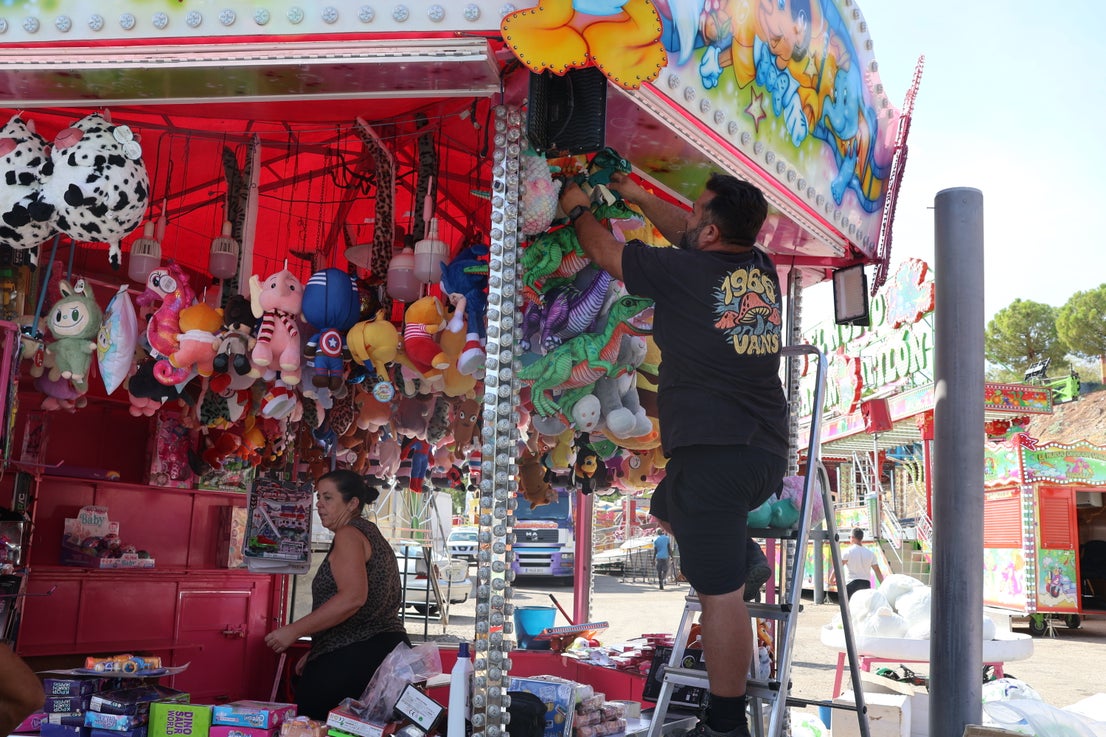 El montaje de la Feria de Jaén, en imágenes