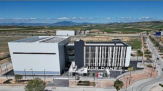 La UGR lleva a su Consejo de Gobierno el grado en Materiales sin recibir respuesta a su recurso