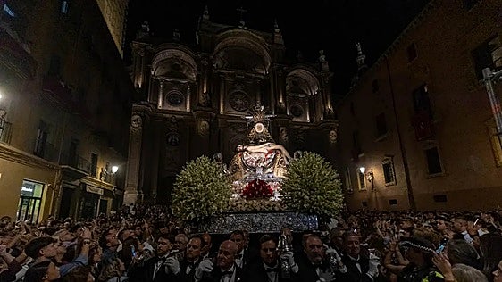 Procesión de la Virgen de las Angustias 2026: horario e itinerario