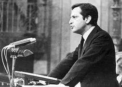 El presidente del Gobierno, Alfonso Suárez, en un discurso en el Congreso. / Archivo