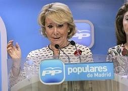 Esperanza Aguirre, durante la rueda de prensa. / Foto: Zipi (Efe) | Vídeo: EP
