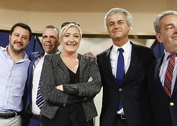 Marine Le Pen y Geert Wilders. / Julien Warnand (Efe)