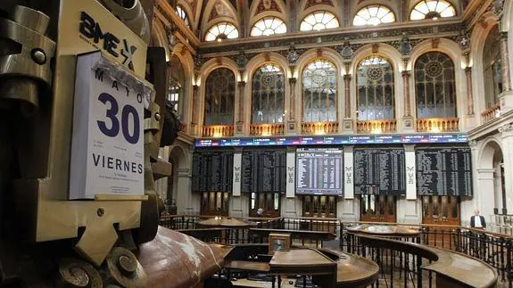 Interior de la Bolsa de Madrid. 