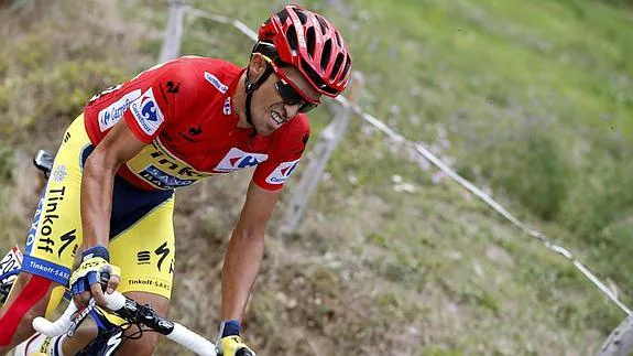 Contador realiza un esfuerzo durante una etapa de la Vuelta. 