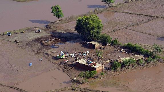 Zona inundada por las fuertes lluvias torrenciales en Cachemira. 