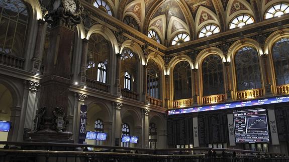 Interior de la Bolsa de Madrid. 