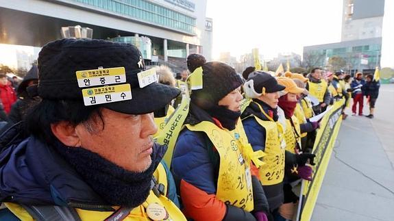 Familiares de las víctimas del Sewol. 