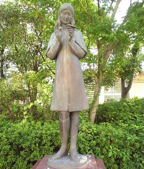 Estatua de Sadako Sasaki en el Parque de la Paz de Hiroshima. 