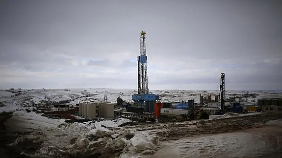 Pozo de extracción por fracking.
