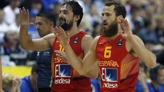 Sergio Llull (izq.) y Sergio Rodríguez (der.) durante el Eurobasket. 