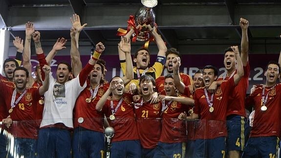 Imágenes de la selección celebrando la pasada Eurocopa de 2012. 