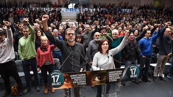 Imagen del acto en el polideportivo de Usurbil. 