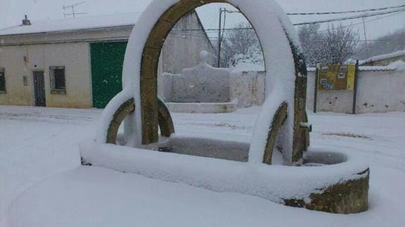 El pueblo de Vianos afectado por las nevadas.