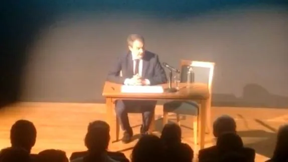 José Luis Rodríguez Zapatero, durante la charla.