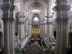 Nave central de la Catedral de Jaén. LUCAS CONTRERAS | IDEAL