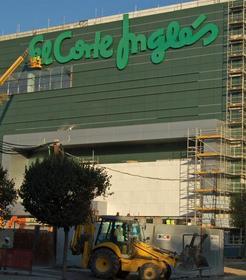 El centro comercial ultima los preparativos para ser inaugurado el día 28 de noviembre. /ANTONIO J. VEGA