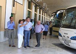 Visita del alcalde de Jaén a la Estación de Autobuses :: FRANCIS J. CANO