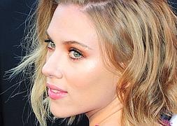 Scarlett Johansson reconoce ser la autora de sus fotos desnuda robadas