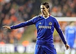 Fernando Torres brinda por el Chelsea FC mientras prepara la Eurocopa 2012