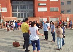 Profesores y alumnos del IES Mar Mediterráneo de Aguadulce. :: IDEAL