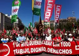 Manifestantes recorre Granada este día del trabajo :: R. L. P.