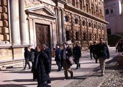 Turistas en la Alhambra, este miércoles. / GONZÁLEZ MOLERO