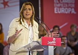 Susana Díaz , durante su intervención en el acto de precampaña para las elecciones europeas. :: EFE