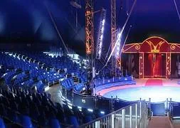 El moderno auditorio del Gran Circo Alaska hace aun más atractivo el espectáculo circense. :: IDEAL