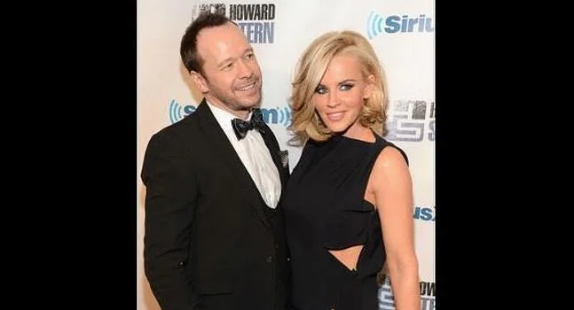 Sexual Jenny McCarthy anuncia compromiso con Donnie Wahlberg próximo