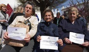 Los vecinos del Albaicín de Granada protestan por el traslado del centro de servicios sociales
