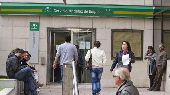 El paro baja en junio en 1.632 personas en Jaén
