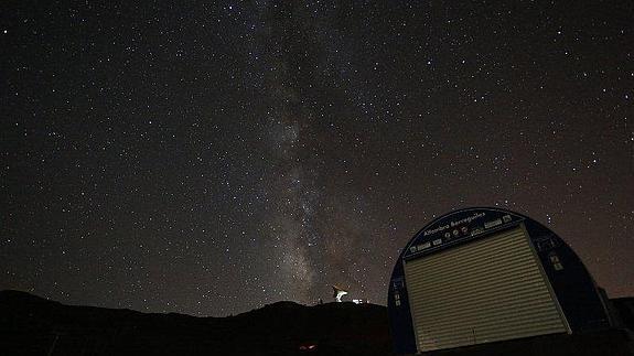 Sierra Nevada crea un programa especial de divulgación y ocio en torno al cielo y las estrellas