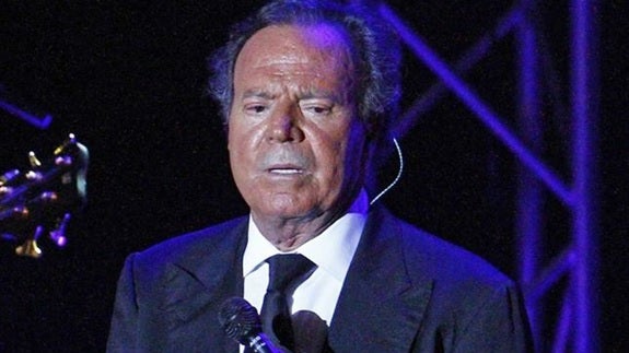 El tenista Rafa Nadal y el torero José María Manzanares no se pierden el concierto de Julio Iglesias ahora