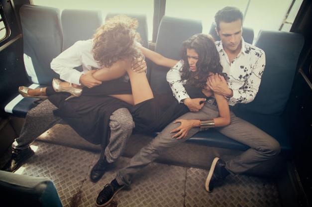 Escándalo por una nueva campaña de moda que recuerda al caso de una mujer india violada