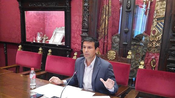 Cuenca exige al Ayuntamiento una bajada de la tasa de terrazas