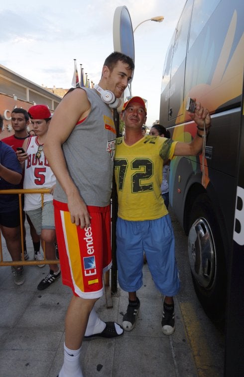 Federico logró fotografiarse ayer con Víctor Claver.