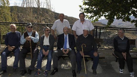 La Diputación aborda con Bérchules la declaración de la Alpujarra como Patrimonio Mundial