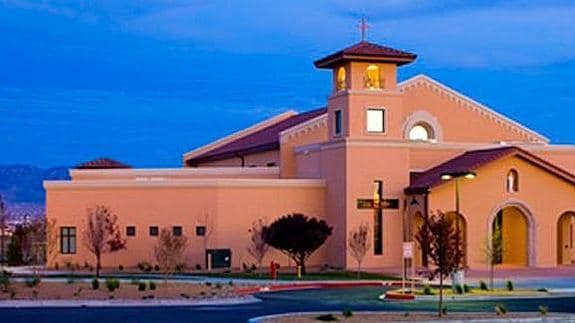 Insólito: Mexicano se refugia en iglesia de Denver para no ser deportado ahora