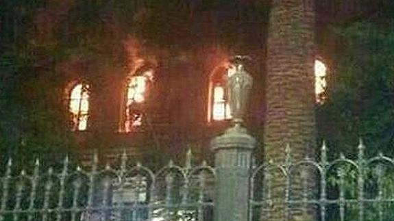 Fue noticia en 2014: Los dos incendios de la biblioteca de Derecho no fueron intencionados