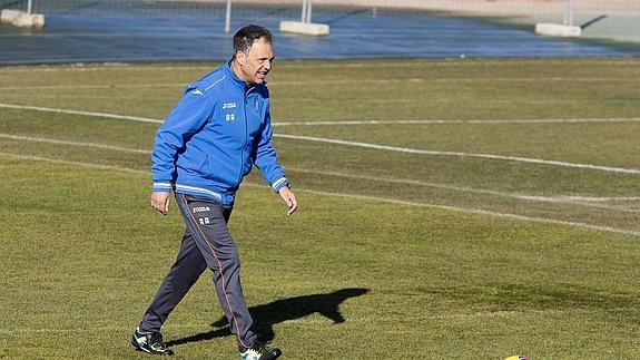 Caparrós esconde sus cartas