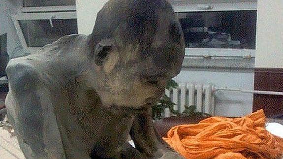 Hallan un monje budista momificado 'en estado de meditación' desde hace 200 años