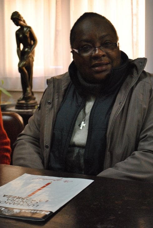 Irma Beleme, dominica camerunesa, en su gira por Almería. 