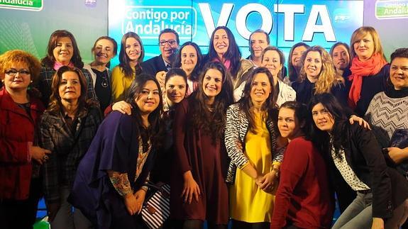 Loles López: "Que Díaz no hable de dignidad cuando paró el salario a las mujeres maltratadas"