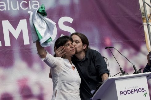 Pablo Iglesias y Teresa Rodríguez, en Málaga. 